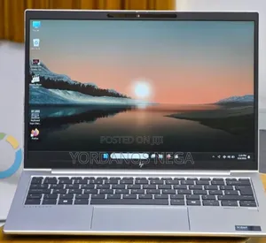 New Laptop HP Elitebook 830 G11 16GB Intel Core Ultra 7 SSD 512GB