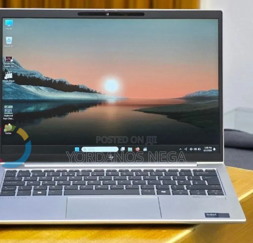 New Laptop HP Elitebook 830 G11 16GB Intel Core Ultra 7 SSD 512GB