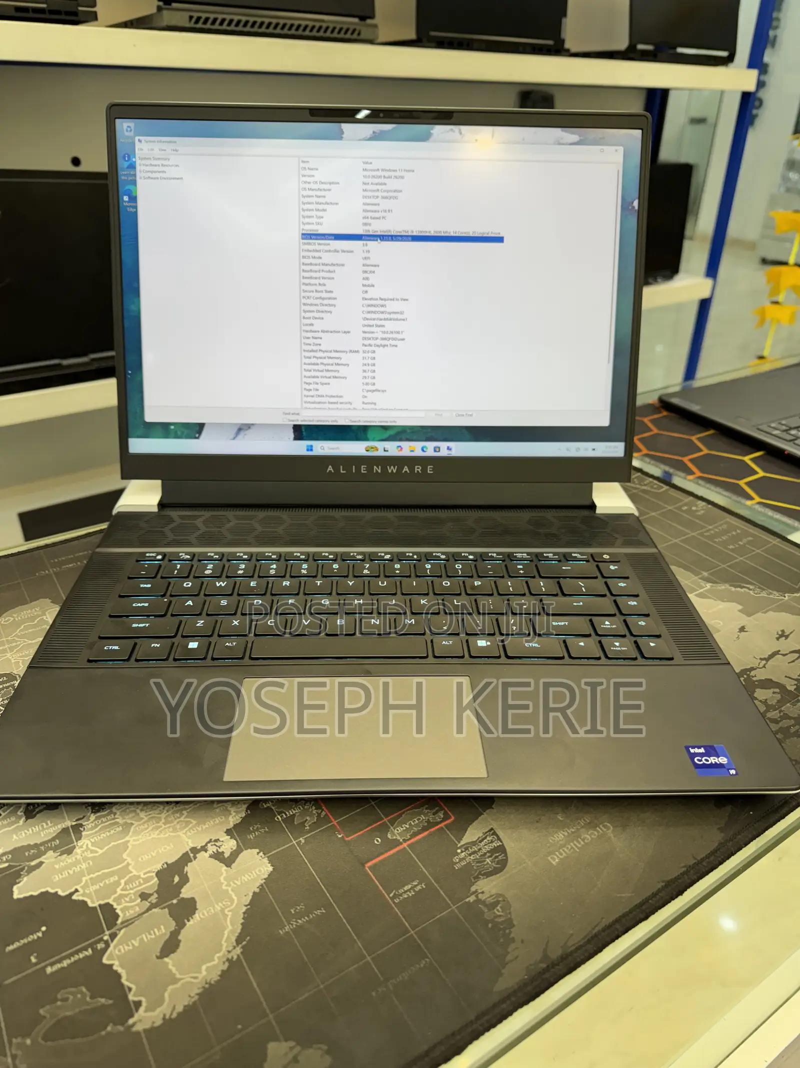 New Laptop Dell Allienware M18 R1 32GB Intel Core i9 SSD 1T