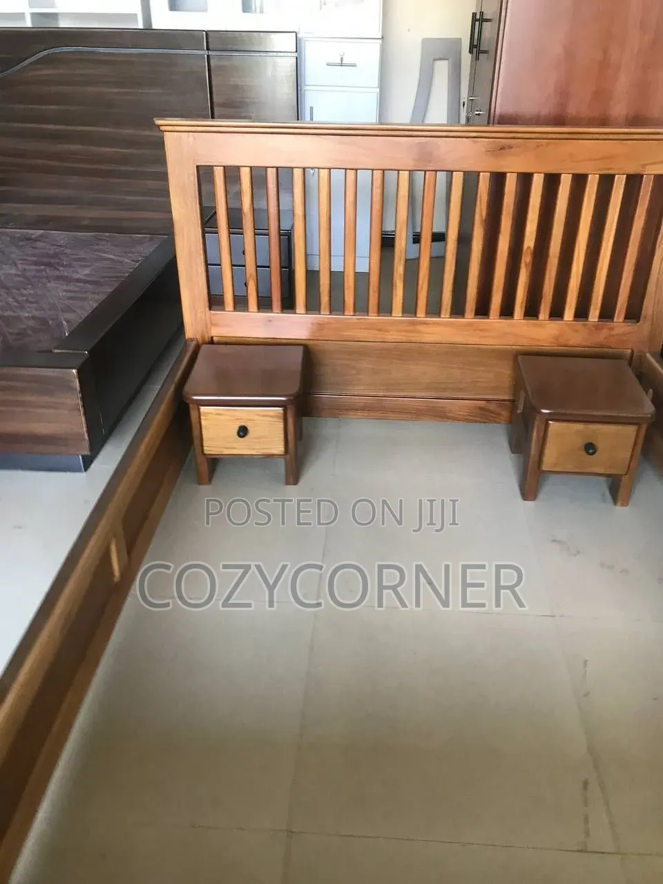 1.50 Meter Oil-Wood Bed. የዋንዛ አልጋ