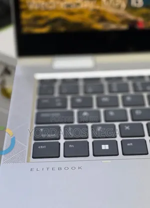 New Laptop HP EliteBook 830 G8 16GB Intel Core i5 SSD 512GB
