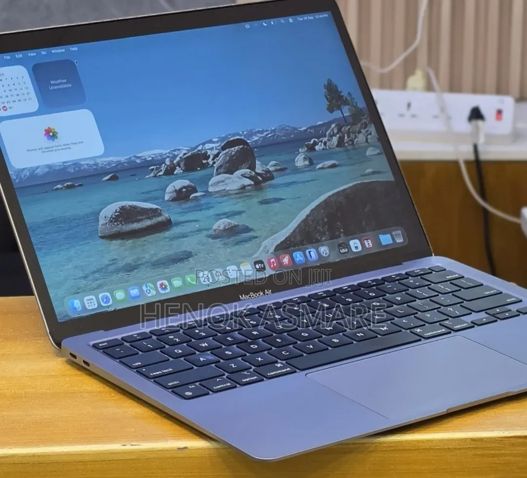 New Laptop Apple MacBook Air 2020 M1 16GB Apple M1 SSD 512GB