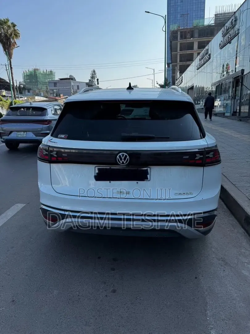 Volkswagen ID.6 2022 White