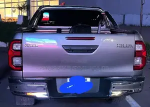 Toyota Hilux 2020 Gray