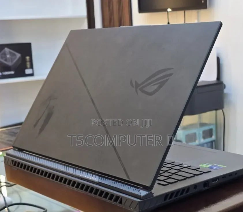New Laptop Asus ROG Strix G15 16GB Intel Core i7 SSD 1T