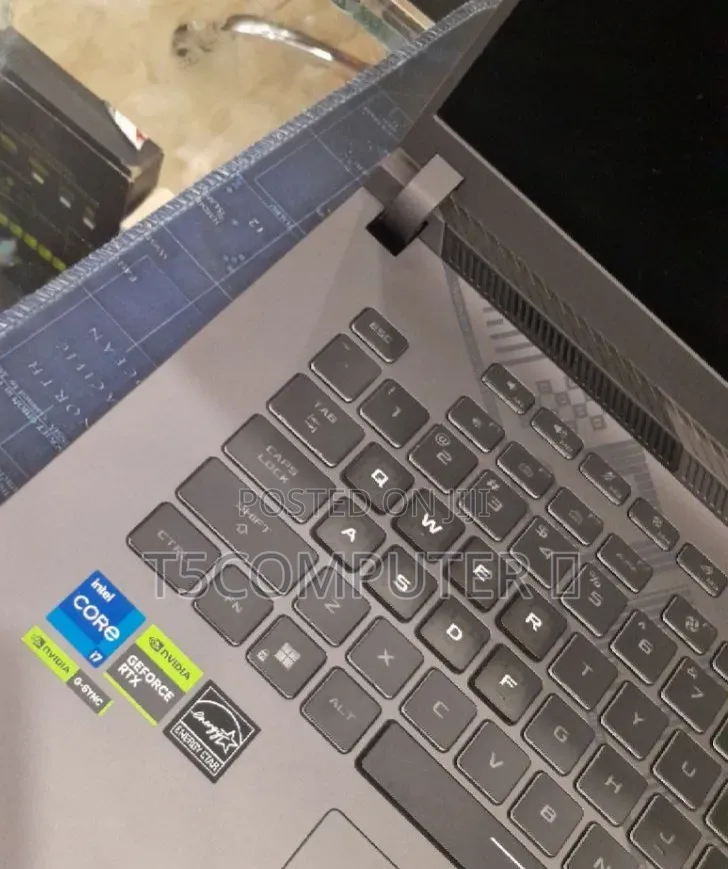 New Laptop Asus ROG Strix G15 16GB Intel Core i7 SSD 1T