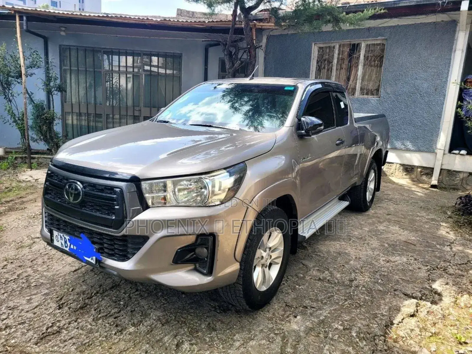 Toyota Hilux 2020 Gray