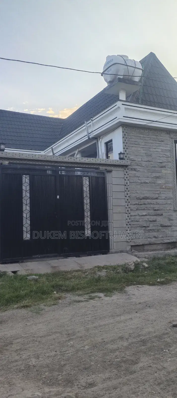 Furnished 7bdrm Villa in Bishoftu Dukem, East Shewa for sale