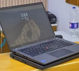 New Laptop Lenovo ThinkPad T14 16GB Intel Core i7 SSD 512GB