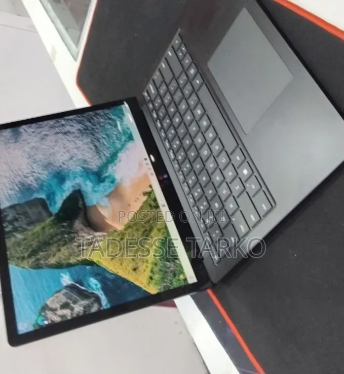 New Laptop Microsoft Surface Laptop 5 16GB Intel Core i7 SSD 256GB
