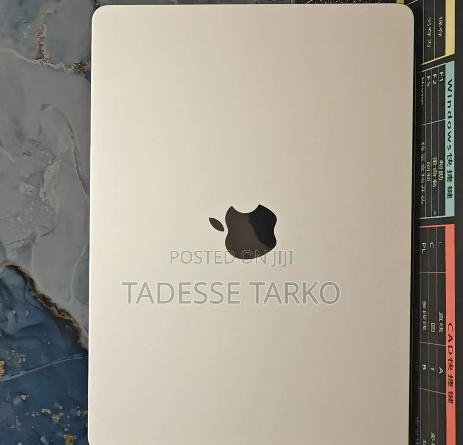 New Laptop Apple MacBook Air 2022 M2 8GB Apple M2 SSD 256GB