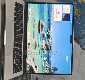 New Laptop Apple MacBook Air 2022 M2 8GB Apple M2 SSD 256GB