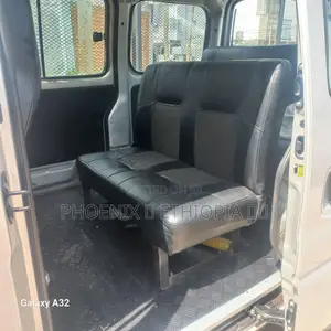 Suzuki Eeco 2024 Silver