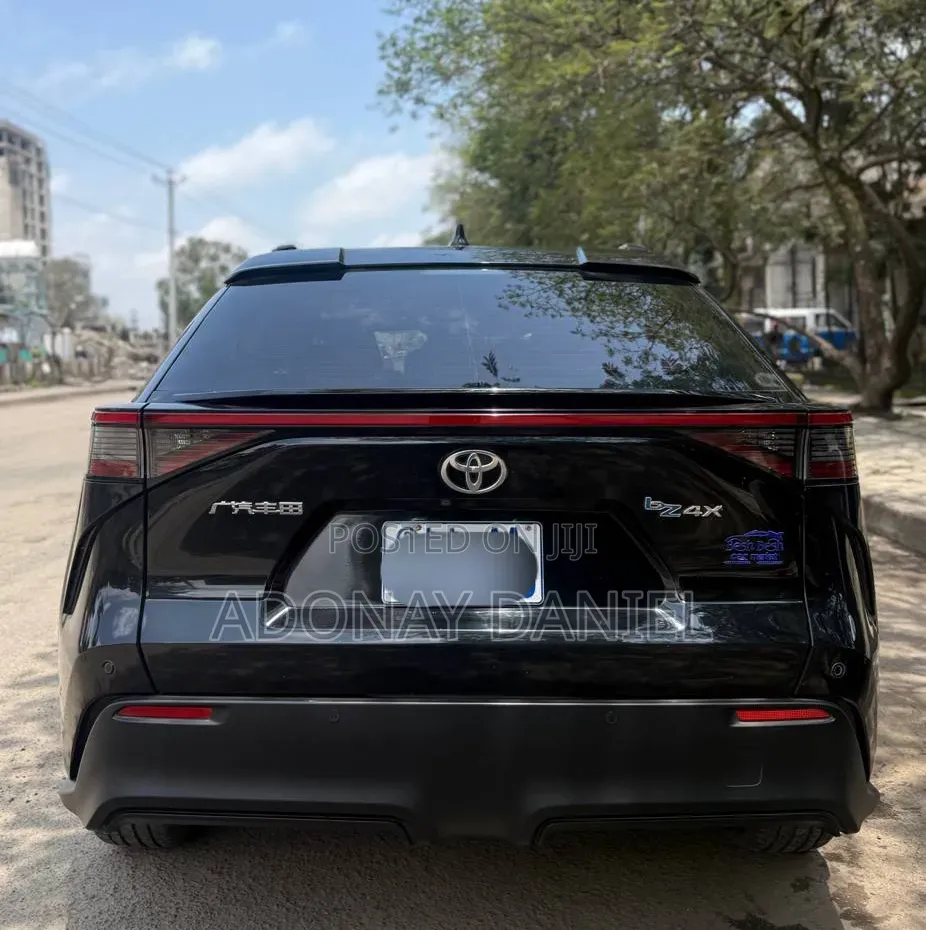 Toyota bZ4X 71.4 kWh AWD 2023 Black