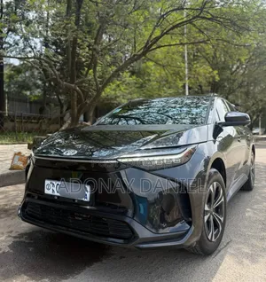 Toyota bZ4X 71.4 kWh AWD 2023 Black