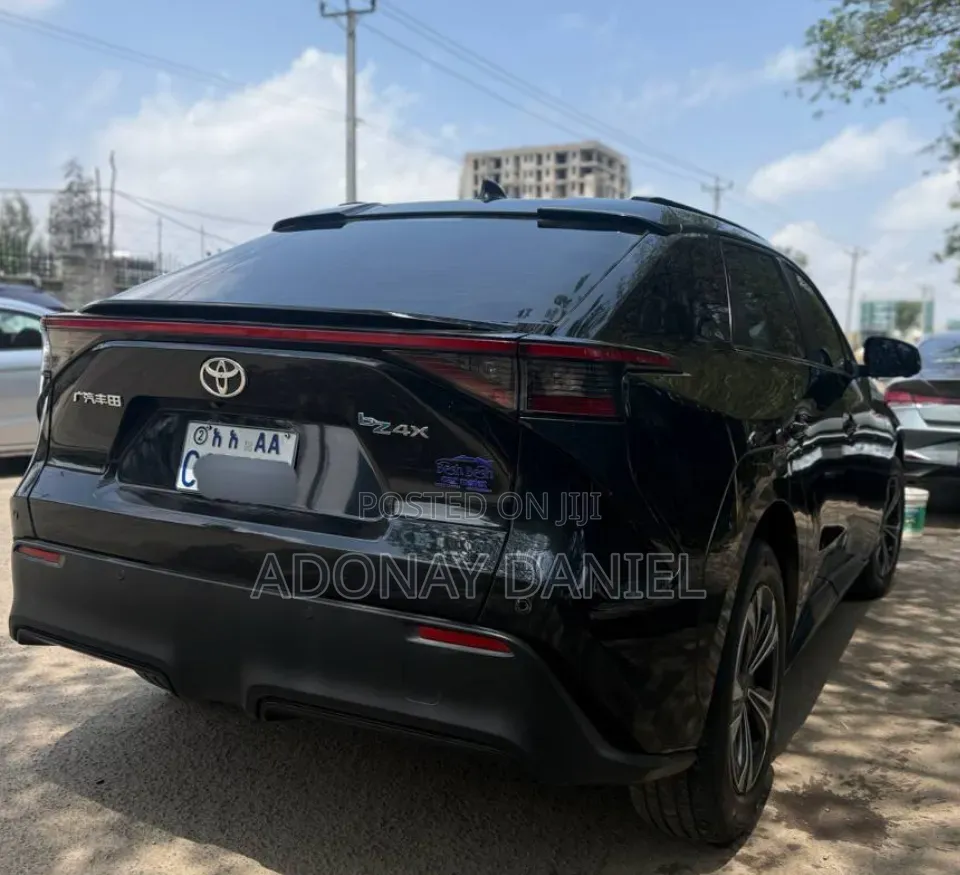 Toyota bZ4X 71.4 kWh AWD 2023 Black