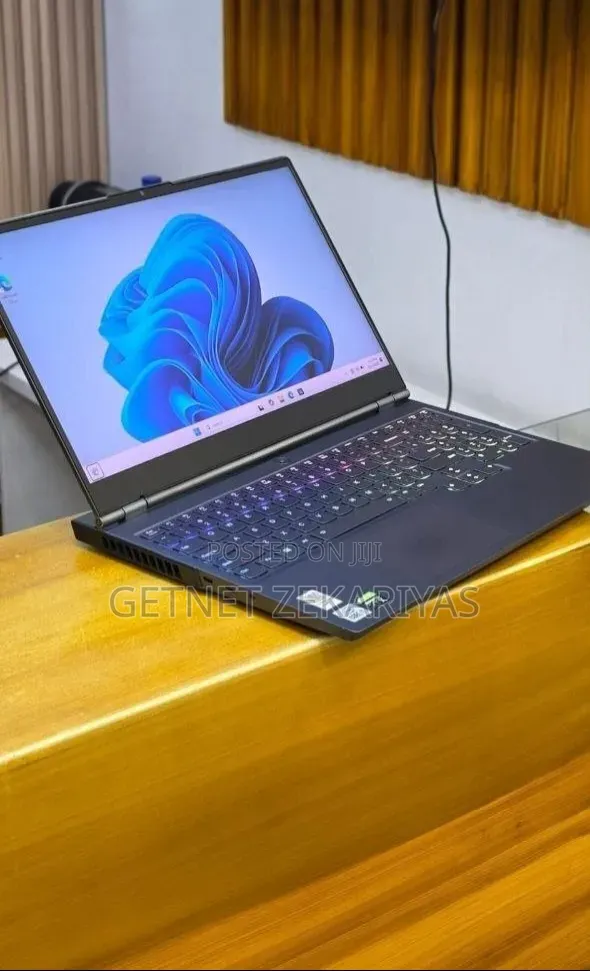 New Laptop Lenovo Legion 7 16GB Intel Core i7 SSD 512GB