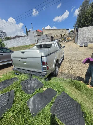 Toyota Hilux 2012