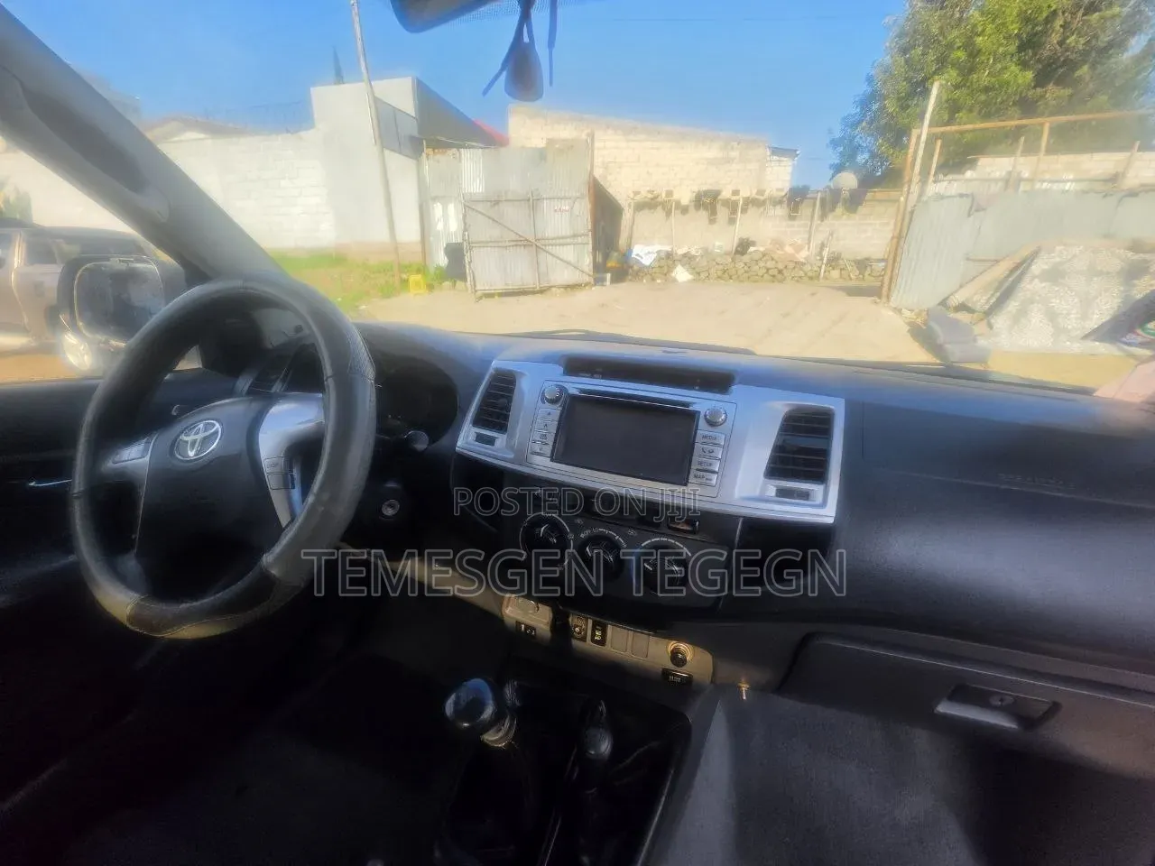 Toyota Hilux 2012