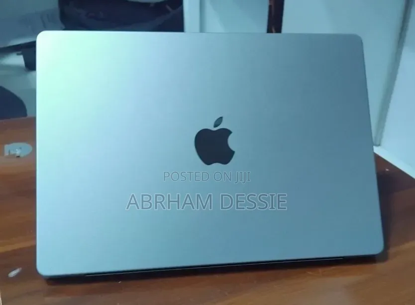 New Laptop Apple MacBook Pro 2021 M1 32GB Apple M1 SSD 512GB