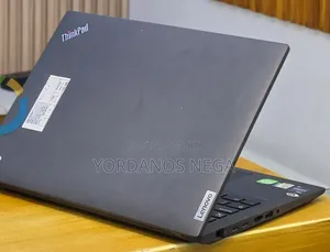 New Laptop Lenovo ThinkPad T14 16GB Intel Core i7 SSD 512GB