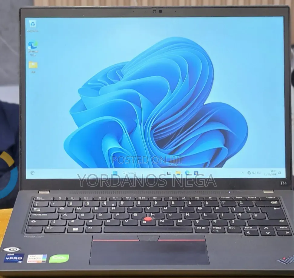 New Laptop Lenovo ThinkPad T14 16GB Intel Core i7 SSD 512GB