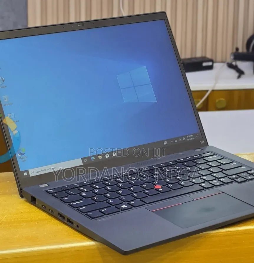 New Laptop Lenovo ThinkPad T14 16GB Intel Core i7 SSD 512GB