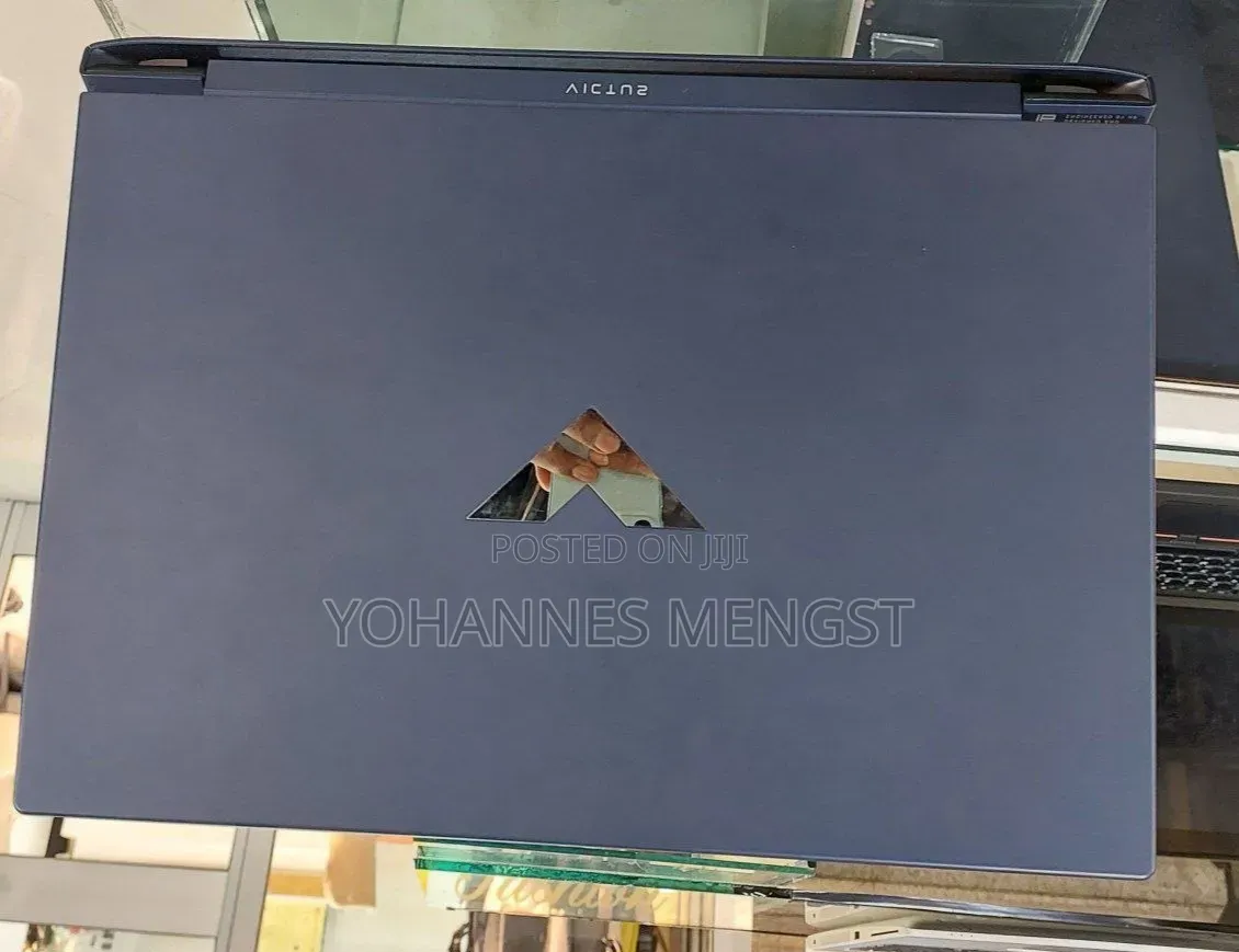 New Laptop HP Victus 16 8GB AMD Ryzen 7 SSD 1T