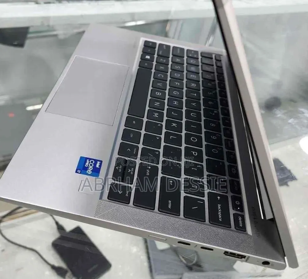 New Laptop HP EliteBook 840 G8 16GB Intel Core i7 SSD 512GB