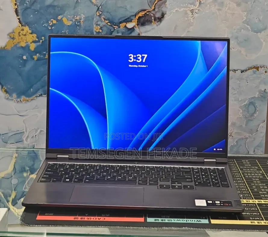 New Laptop Lenovo Legion 5 16GB AMD Ryzen 7 SSD 512GB