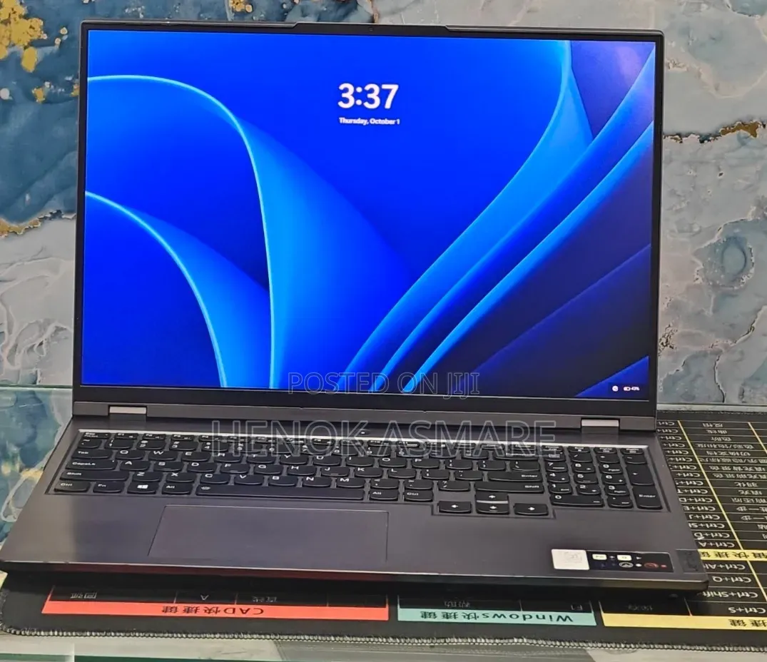New Laptop Lenovo Legion 5 16GB AMD Ryzen 7 SSD 512GB