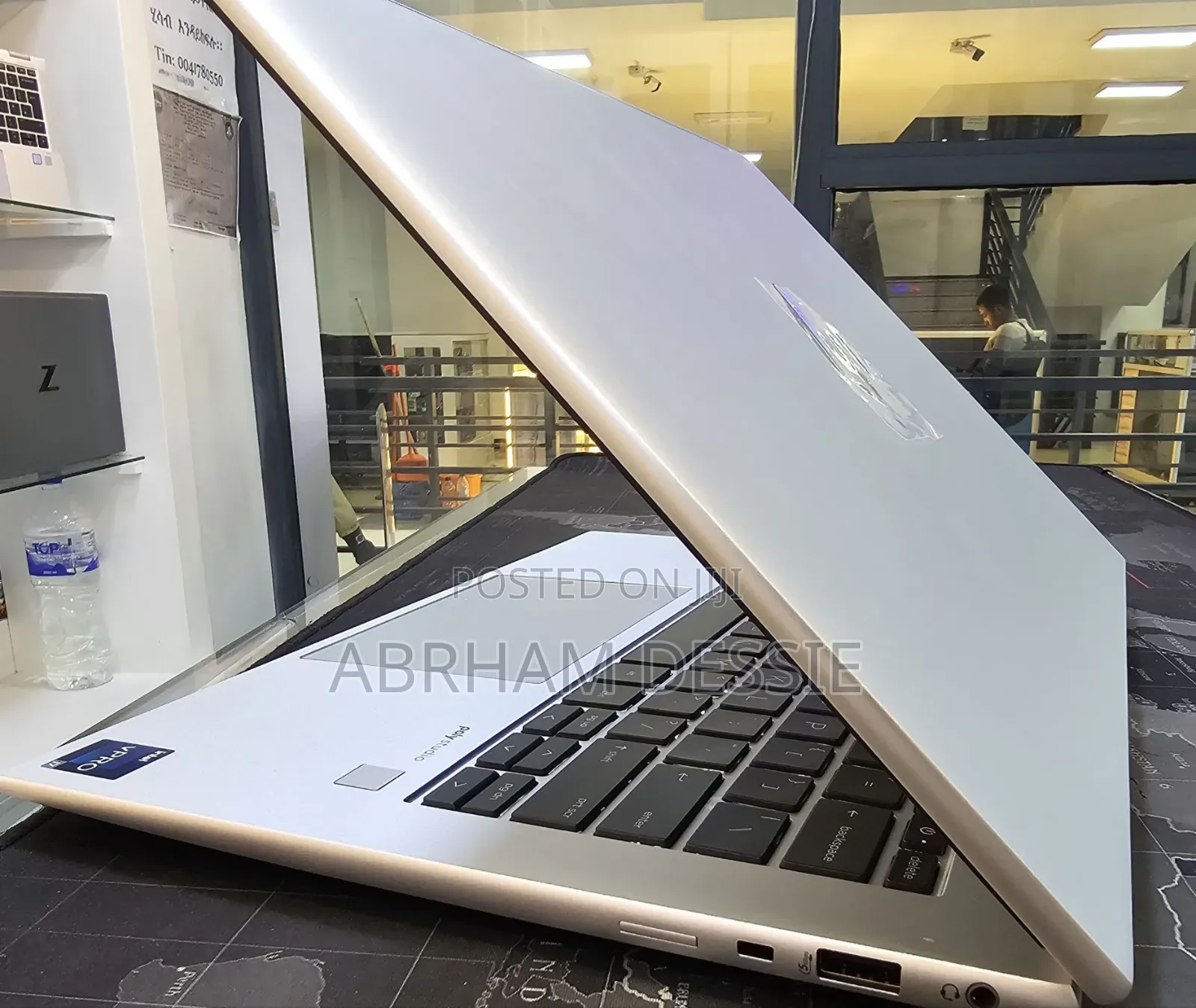 New Laptop HP EliteBook 840 G10 16GB Intel Core i7 SSD 512GB