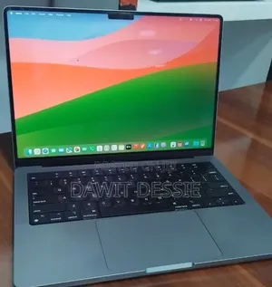New Laptop Apple MacBook Pro 2021 M1 32GB Apple M1 Pro SSD 512GB