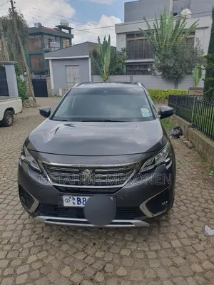 Peugeot 5008 2021 Gray