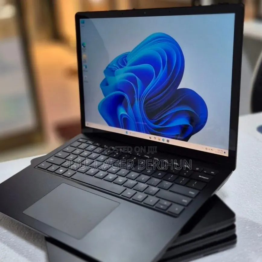 New Laptop Microsoft Surface Laptop 3 16GB Intel Core i7 SSD 256GB