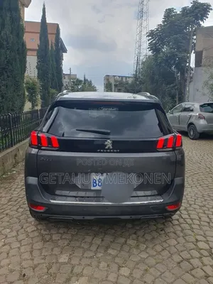 Peugeot 5008 2021 Gray
