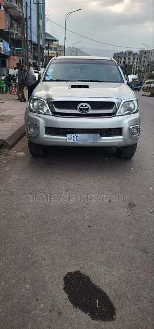 Toyota Hilux 2010