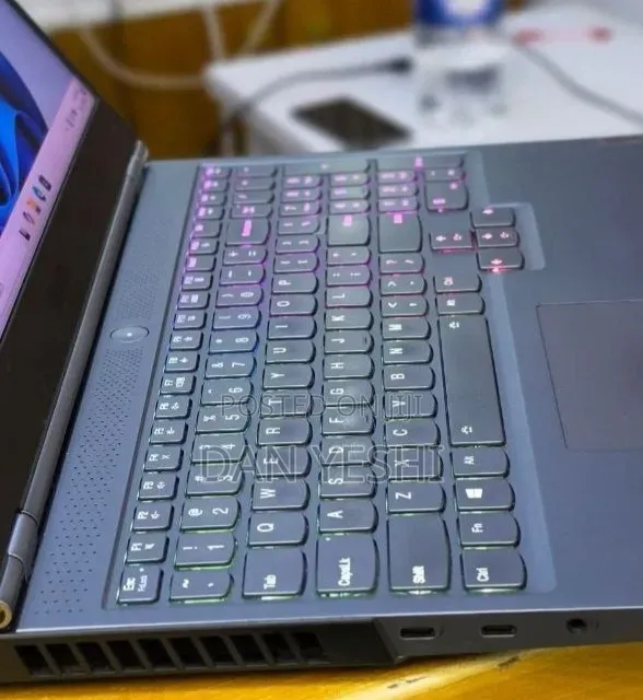 New Laptop Lenovo Legion 7 16GB Intel Core i7 SSD 512GB