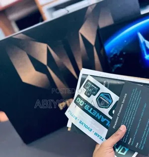 New Laptop Acer Predator Helios Neo 16 16GB Intel Core i7 SSD 1T