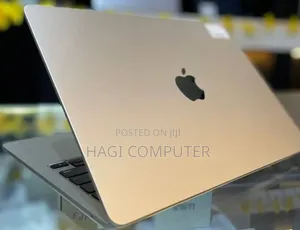 New Laptop Apple MacBook Air 2025 M4 16GB Apple M4 SSD 512GB