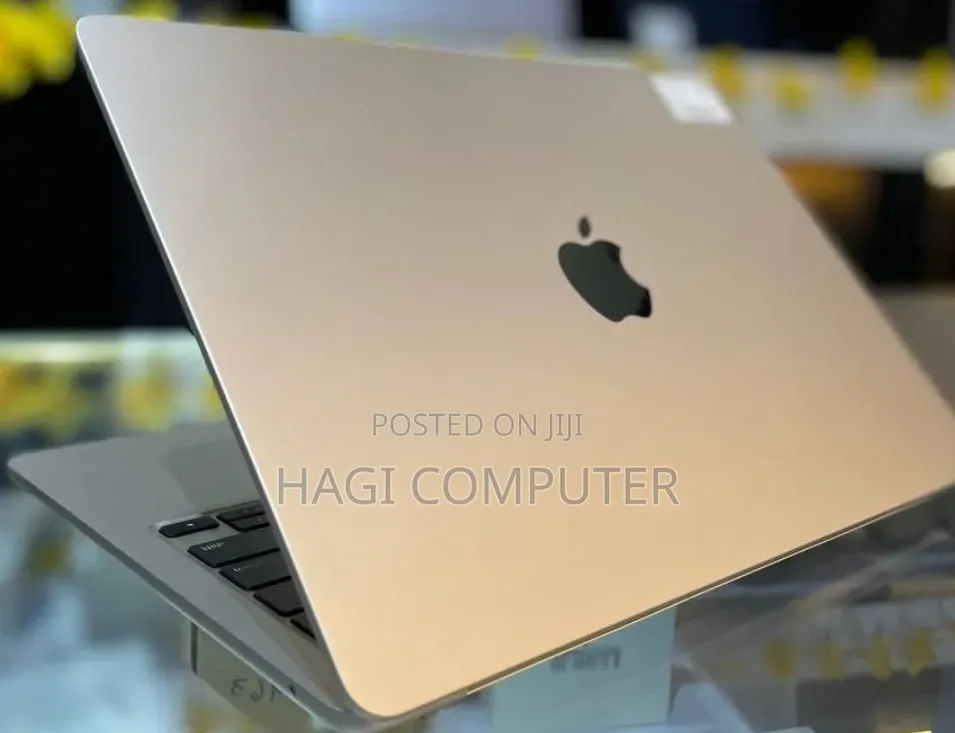 New Laptop Apple MacBook Air 2025 M4 16GB Apple M4 SSD 512GB