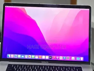 New Laptop Apple MacBook Pro 2017 16GB Intel Core i7 SSD 512GB