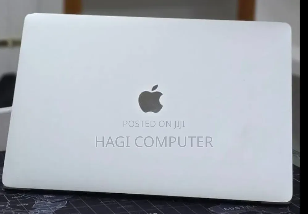 New Laptop Apple MacBook Pro 2017 16GB Intel Core i7 SSD 512GB