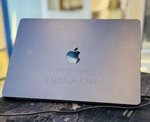 New Laptop Apple MacBook Air 2024 M3 8GB Apple M3 SSD 256GB