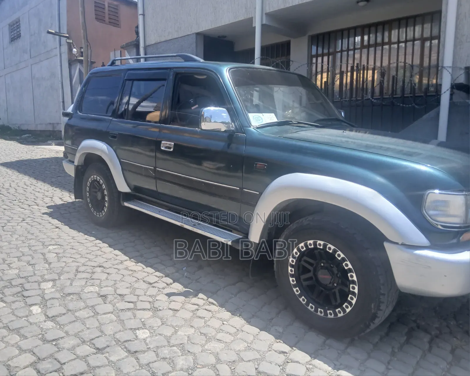 Toyota Land Cruiser 1996 Blue