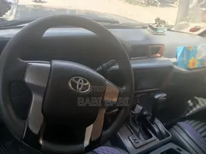 Toyota Land Cruiser 1996 Blue