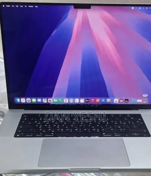New Laptop Apple MacBook Pro 32GB Apple M1 Pro SSD 512GB