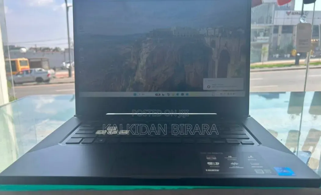 New Laptop Asus TUF Dash F15 16GB Intel Core i7 SSD 512GB