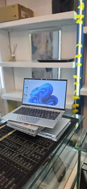 New Laptop HP EliteBook x360 1030 G8 16GB Intel Core i7 SSD 512GB