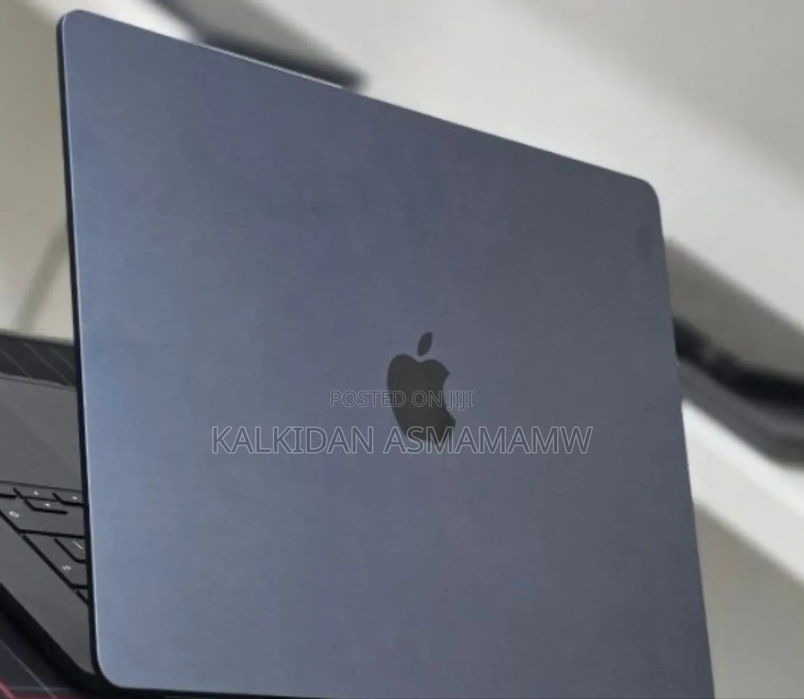 New Laptop Apple MacBook Air 2025 M4 16GB Apple M4 SSD 256GB